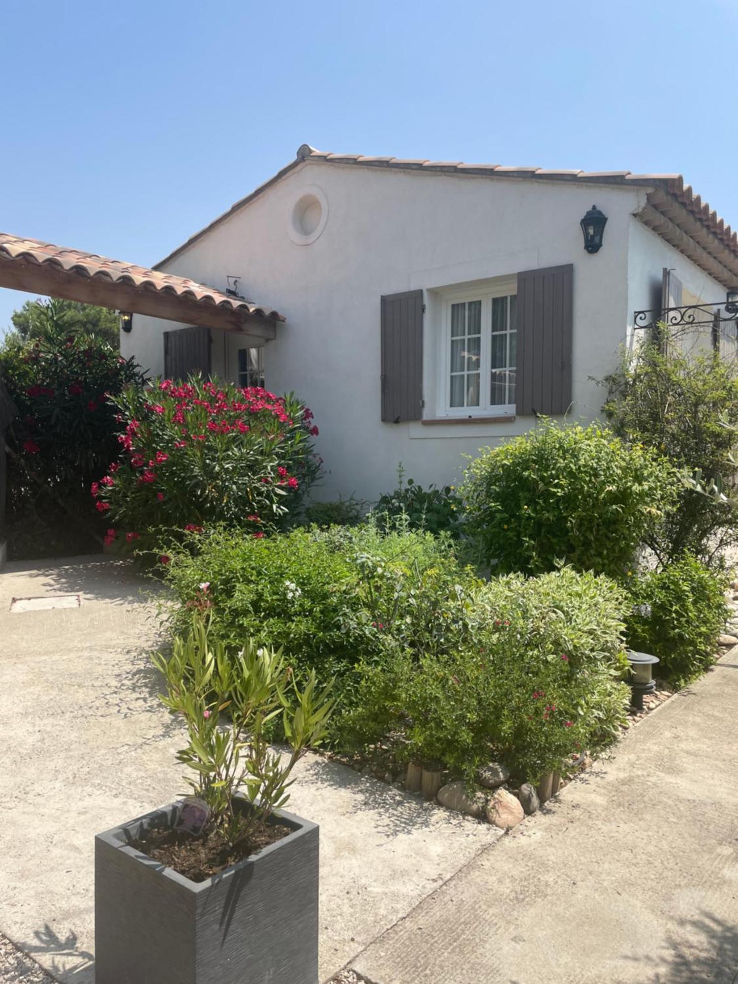 Villa Le Luberon Mérindol Exterior foto